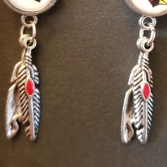 Arizona Cardinals Earrings - Picture 2 of 3